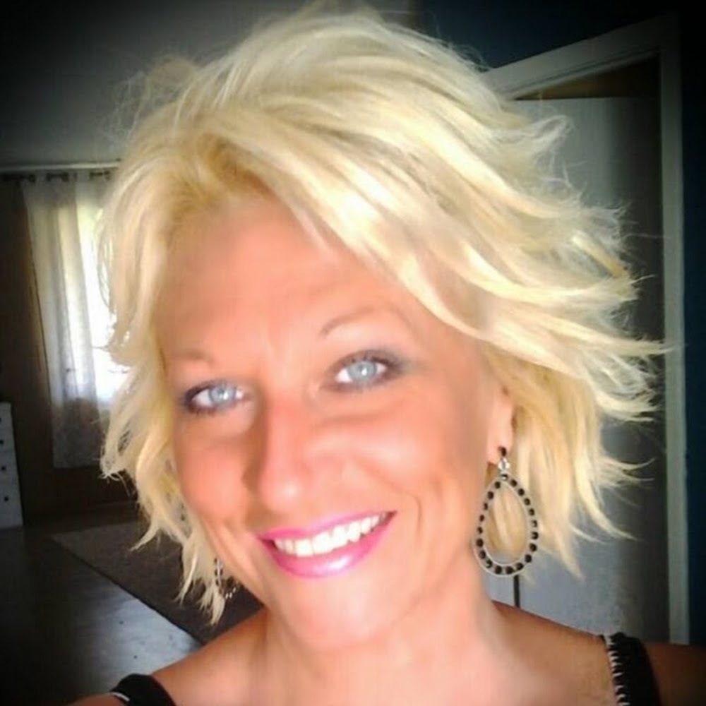 Meet your Posher, Paula